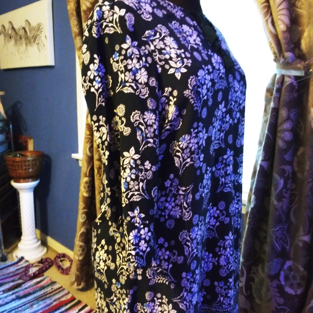 Dress - Picture 5 of 8